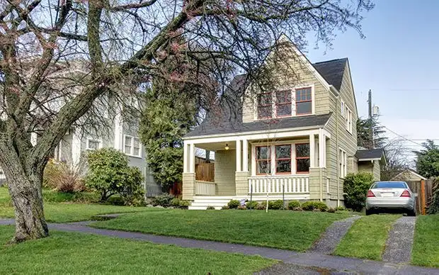 A roof completed by Bates John Roofing in the Collingwood area